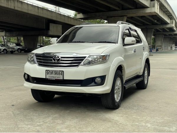 TOYOTA FORTUNER 2.7V 2WD AT ปี 2012